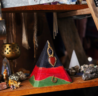 Tribal Bond - Crystal Pendant Candle