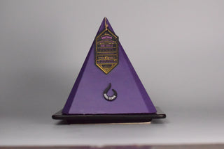Amethyst ꕥ SOBRIETY <br><small> Gemstone Candle </small>