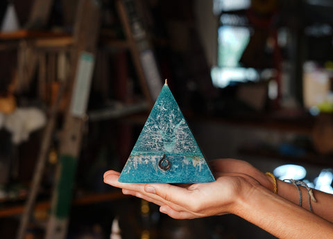 Mini Cancer Zodiac Pyramid Candle - Discover Mini Crystals Inside