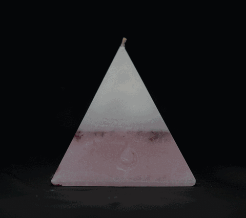 ¿Mystery Pyramid Candle¿