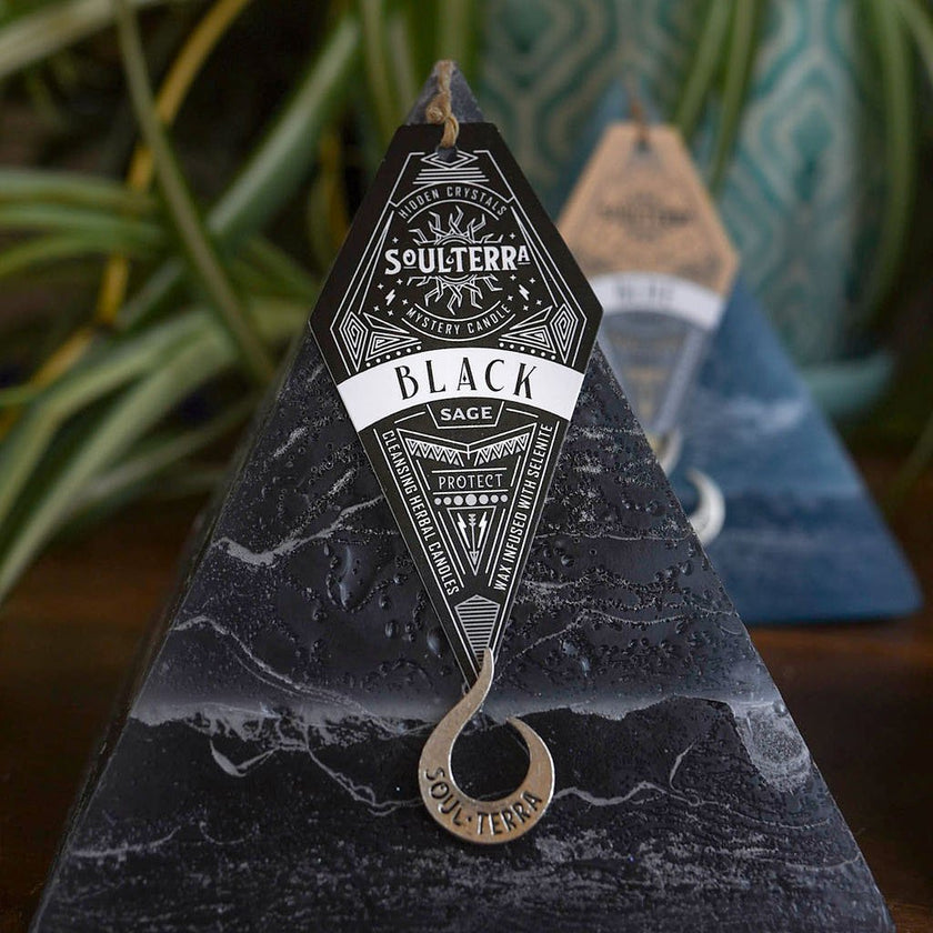Black Sage Crystal Candle SOUL/\TERRA