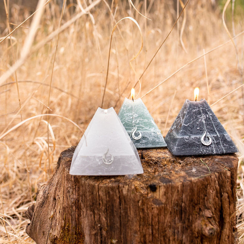WHITE SAGE CLEANSING Mystery Pyramid Candle SOUL/\TERRA